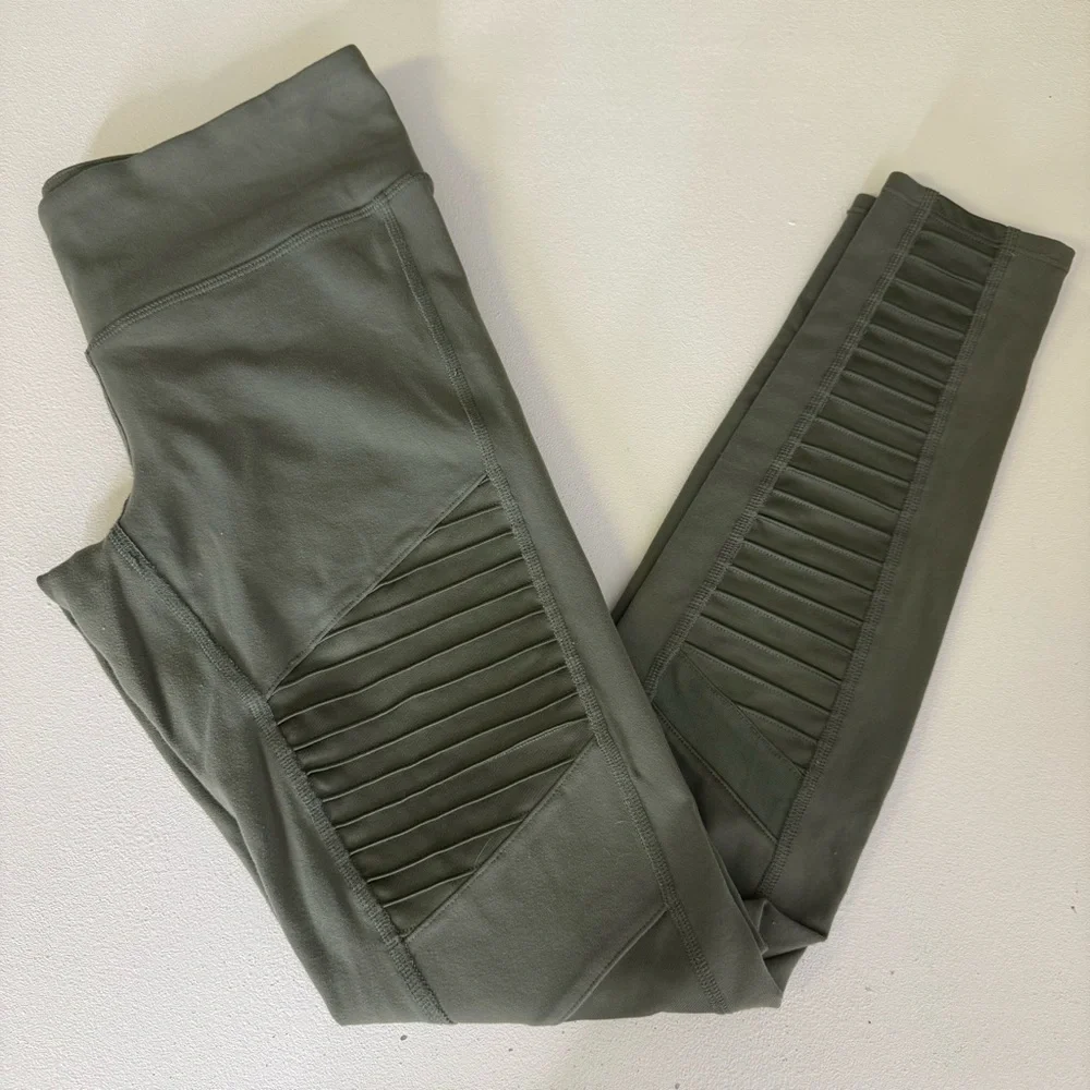 Alo Yoga Women's High Waist Moto Legging Leggings Green Size Small